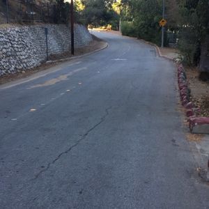 Meet your Posher, Adrian peres